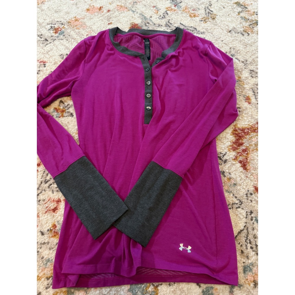 Under Armour ColdGear Fitted Henley Top Magenta Purple Gray Womens Medium